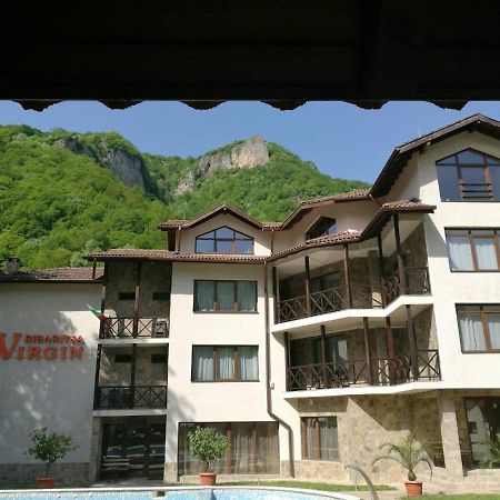 Family Hotel Virgin 里巴里卡 外观 照片
