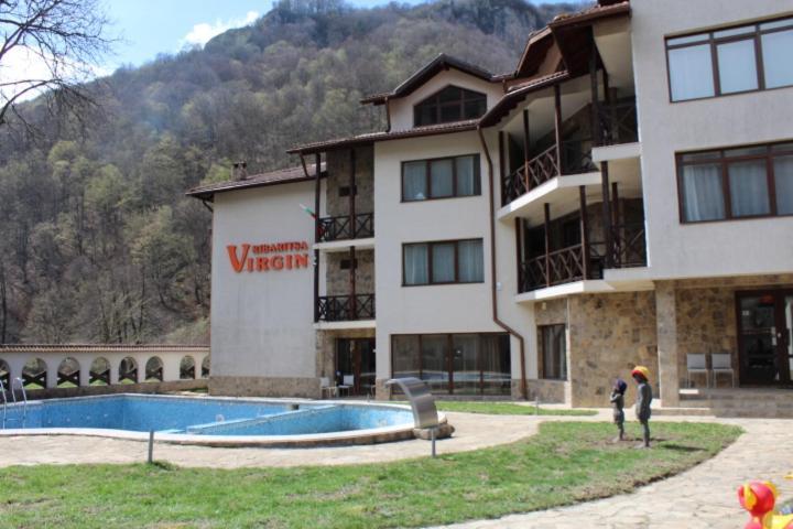 Family Hotel Virgin 里巴里卡 外观 照片