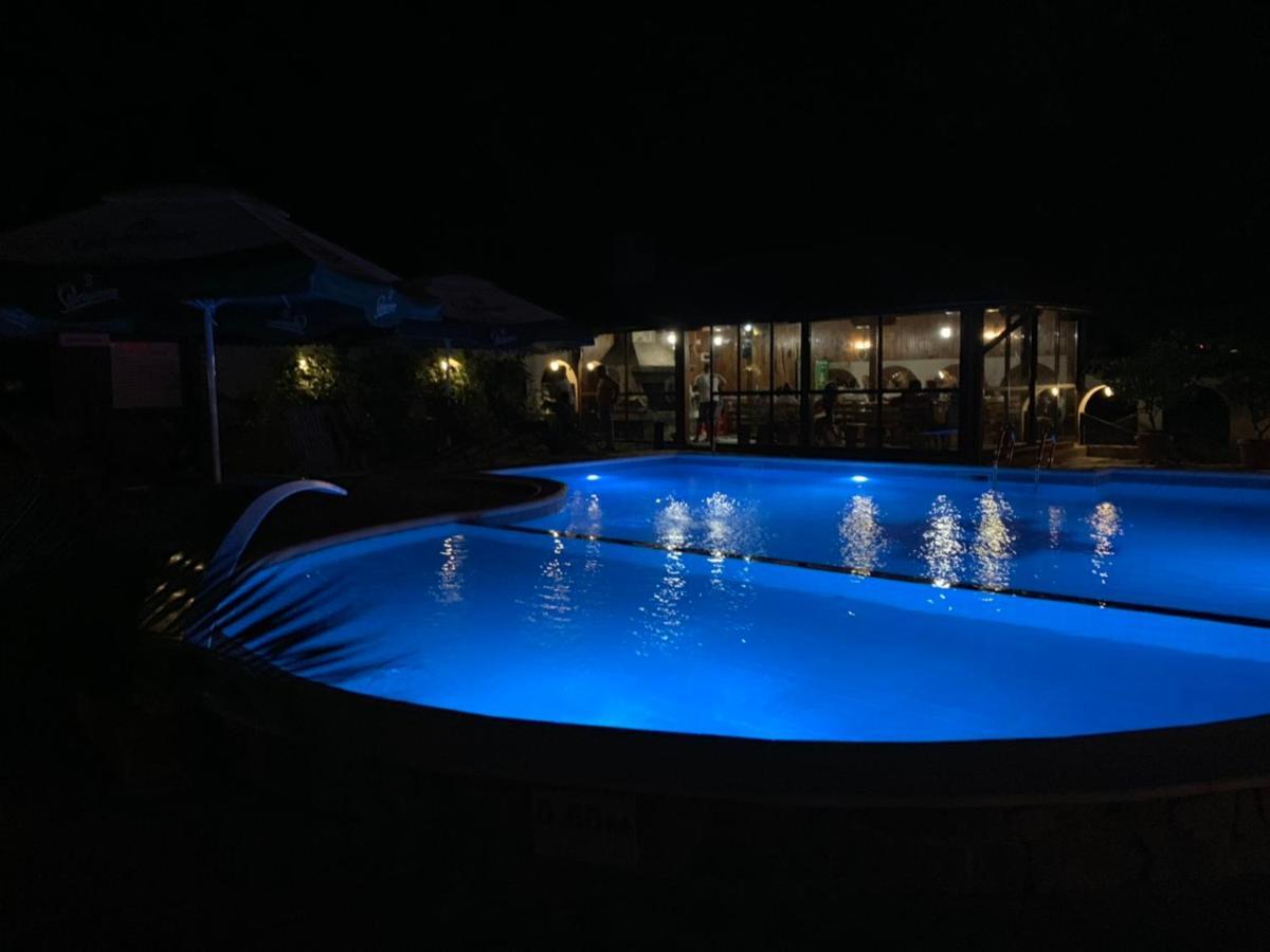Family Hotel Virgin 里巴里卡 外观 照片