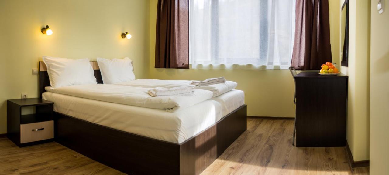 Family Hotel Virgin 里巴里卡 外观 照片