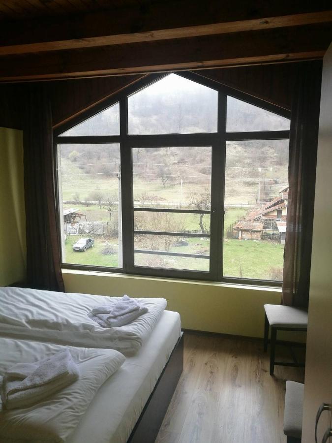 Family Hotel Virgin 里巴里卡 外观 照片