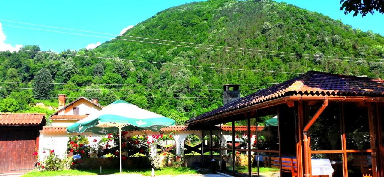 Family Hotel Virgin 里巴里卡 外观 照片